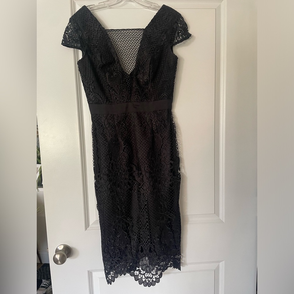 ASOS/Chi Chi London Black Lace Cleavage Shower HourGlass Midi Dress- US size 4